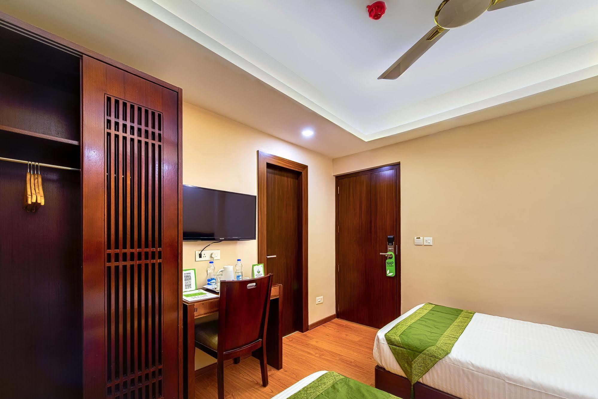 Treebo Vedanta Hotel Kolkata Bagian luar foto